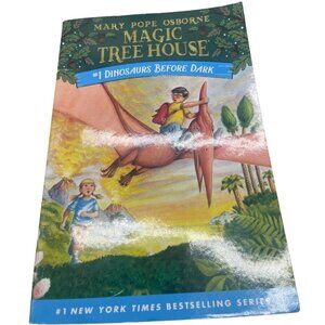 MagicTree House 1 Dinosaurs before dark paperback book Mary pope Osborne READ